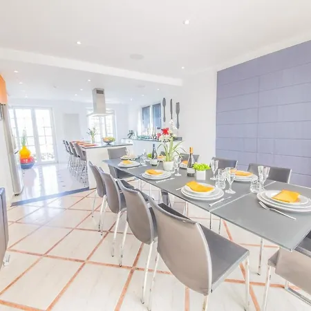 Du Vivier Near Durbuy Swimming Pool And Sauna Villa