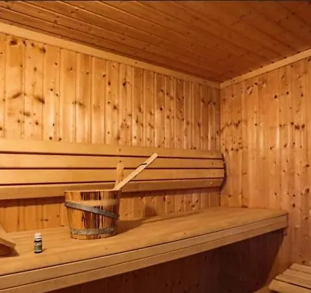 Du Vivier Near Durbuy Swimming Pool And Sauna