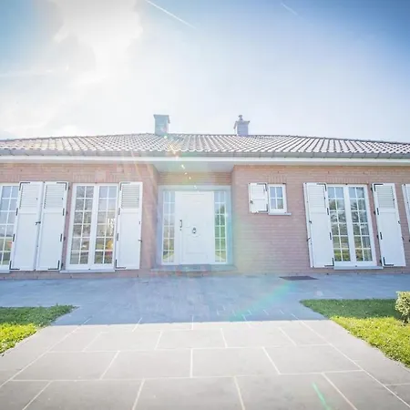 Villa Du Vivier Near Durbuy Swimming Pool And Sauna