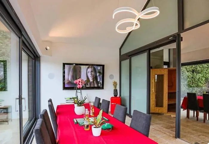 Villa Du Vivier Near Durbuy Swimming Pool And Sauna Somme-Leuze