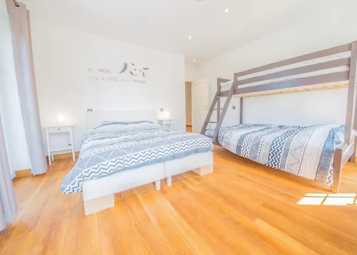 Du Vivier Near Durbuy Swimming Pool And Sauna Villa Somme-Leuze