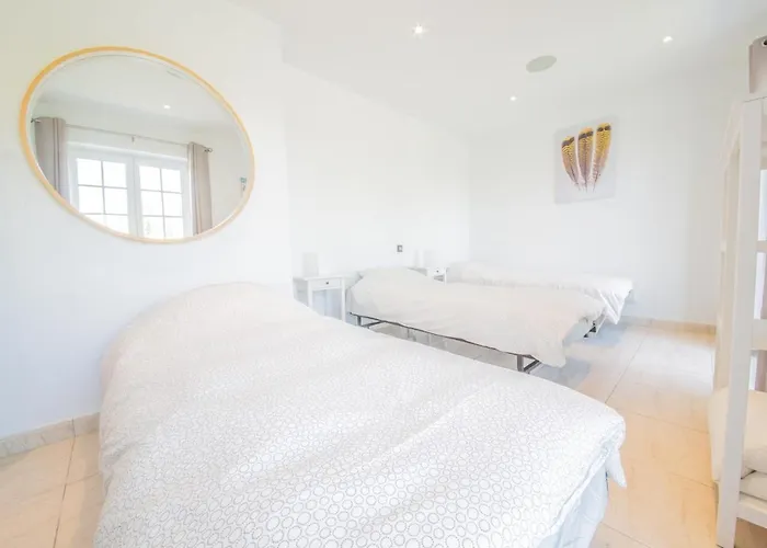 Du Vivier Near Durbuy Swimming Pool And Sauna *